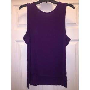 Slit side cut out shirt